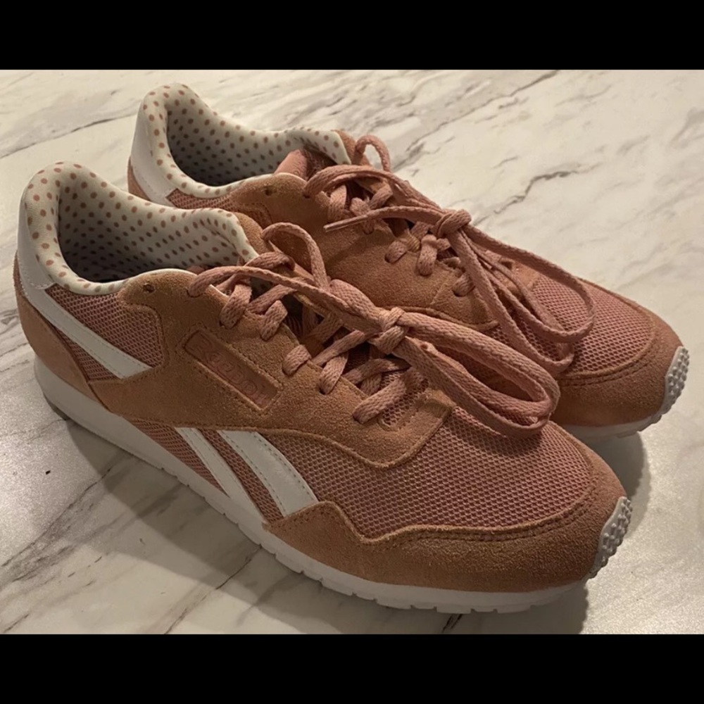 NEW Women's Pink Reebok Royal Ultra SL CN0450 Running Shoes Size 9.5 1Y3502